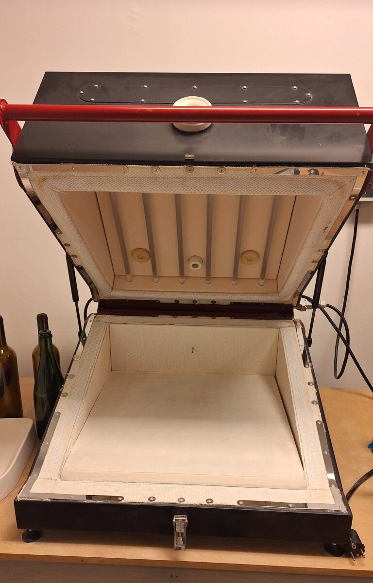 20251211 183523 768x1200