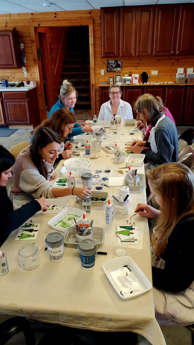 7987669167505869284 768x1365